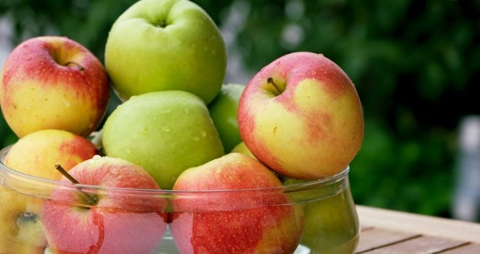 كم عدد السعرات الحراريه في التفاح